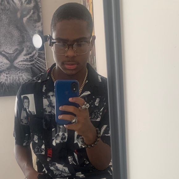 Meet your Posher, Malachi - Picture 1 of 1